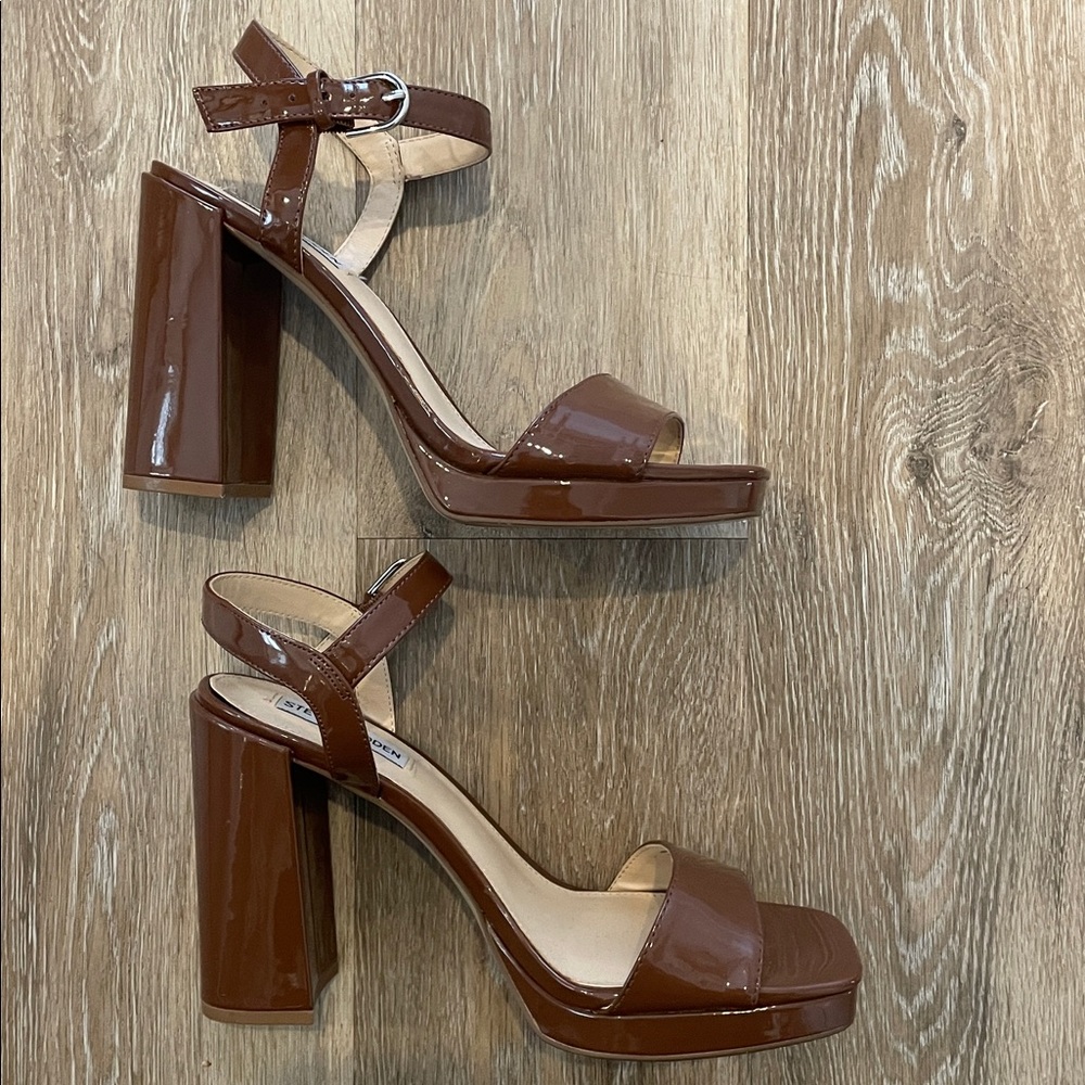 Steve Madden Persepolis Patent Block Heel Sandals - Picture 4 of 7